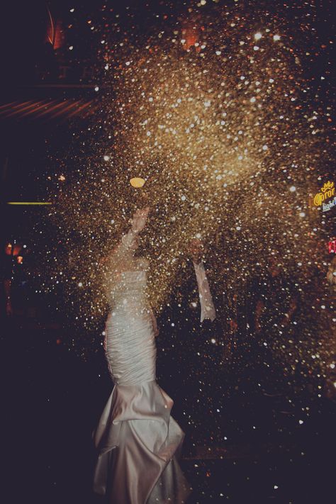 glitter toss instead of rice toss Counting Snowflakes, Sally Mcqueen, Glitter Cannon, Glitter Wedding Theme, Burlesque Wedding, Wedding Sendoff, Glitter Explosion, Blowing Glitter, Wheat Wedding