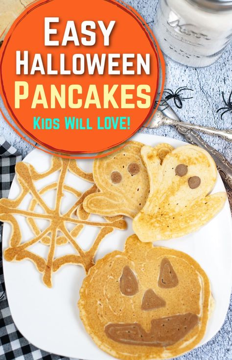 How to make fun and easy Halloween pancakes for breakfast that kids love. You'll love these Halloween themed shaped pancakes. Easy Halloween Breakfast, Pancakes For Kids, Halloween Pancakes, Holiday Pancakes, Halloween Morning, Shaped Pancakes, Kids Pancakes, Pancake Shapes, Valentines Breakfast