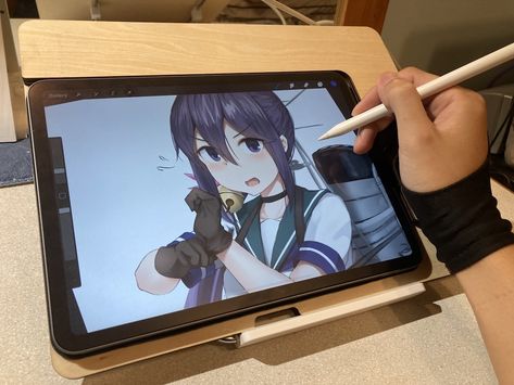 Drawing Tablet Setup Aesthetic, Ipad Drawing Setup, Drawing Ipad Aesthetic, Drawing Tablet Aesthetic, Digital Artist Aesthetic, Digital Art Ipad, Ipad Drawing App, Drawing On Ipad, Electronic Drawing