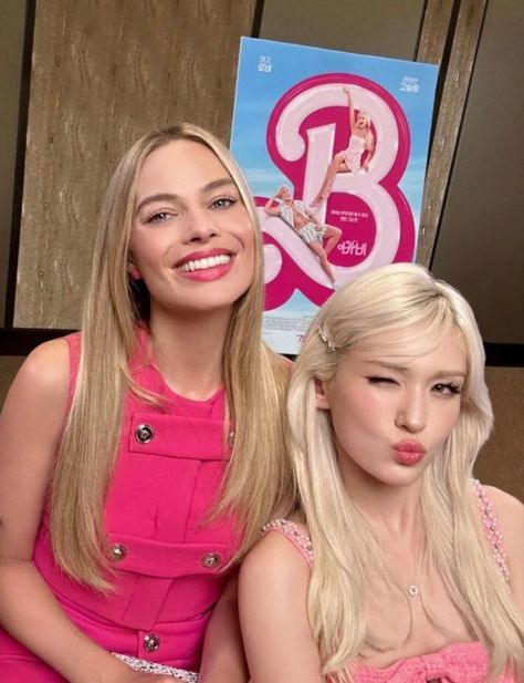 #margot #margotrobbie #barbie #somi #kpop Somi Kpop, Soft Kidcore Aesthetic, Clear Skin Tips, Jeon Somi, Face Characters, Barbie Movies, Barbie World, Barbie And Ken, Attractive People