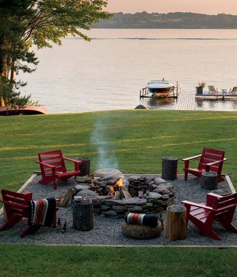 40 Super cool backyards with cozy fire pits Diy Fire Pit Ideas, Fire Pit Materials, Tree Stumps, Fire Pit Designs, Diy Fire Pit, Landscape Designs, Outside Living, Have Inspiration, Backyard Fire