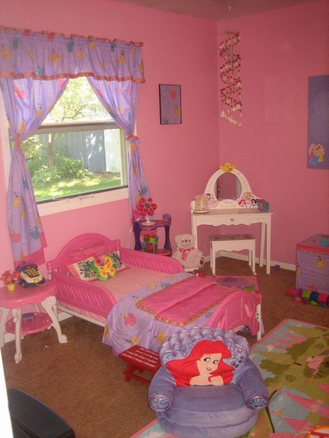 Amazing colour kids bedroom interior design, modern table, chair, window, curtain, wall painting, carpet and tiles flooring http://www.urbanhomez.com/construction/household_furniture Pink Princess Room, 2000s Bedroom, Fairy Lights Room, Decorating Toddler Girls Room, Girls Room Paint, Bed Makeover, Pink Girl Room, Toddler Bedroom Girl, Teen Bedroom Designs