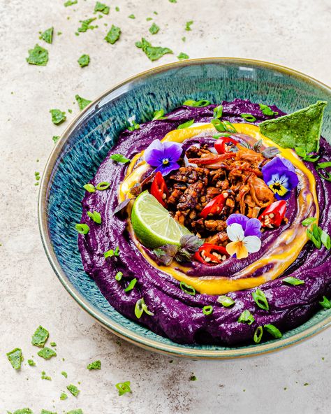 Spicy Purple Carrot Dip Summer Salsa Recipes, Quick Party Snacks, Vegan Party Snacks, Indigo Kitchen, Coconut Lentil Soup, Purple Carrot Meals, Simple Vegan Recipes, Baked Tempeh, Carrot Dip