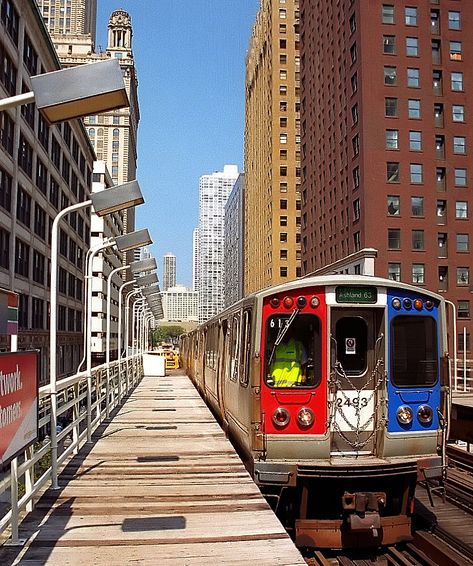 Chicago - El Train "Red, White & Blue" Chicago El Train, Chicago Train, Chicago Itinerary, Trip To Chicago, Chicago Transit Authority, Chicago Landmarks, Chicago Aesthetic, Metro Subway, Urban Painting