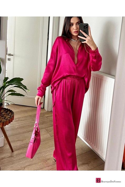 💟 Get now the super Pink Silk Satin Suit Set - Made in Turkey - Hosted in Paris https://www.boutiquedesfemmes.com/pink-silk-satin-suit-set/ #BoutiqueDesFemmes #MadeInTurkey #Womenclothing #WomenSets #WomenShopping #WomenSuits Satin Suit, Suit Set, Pink Silk, Silk Satin, Eye Makeup, Satin, Paris, Silk, Clothes For Women