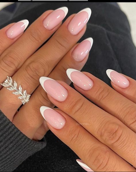 Hombre French Nails, Mandel Nails, Baby Boomers Nails, Summery Nails, Oval Nails, French Manicure, Almond Nails, French Nails, Glow Up?