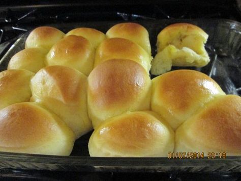 Bread Machine Rolls Recipes, Bread Machine Dinner Rolls, Bread Machine Rolls, Vegan Dinner Rolls, Best Bread Machine, Bread Machine Bread, Bread Machine Recipe, Bread Maker Recipes, Bread Makers