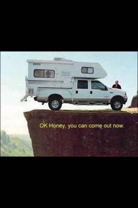 Who wants to go camping with me? Texts Funny, Demotivational Posters, Funny Ecards, Golf Quotes, Camping Humor, Top Quotes, Witty Quotes, Golf Humor, Funny Quotes About Life