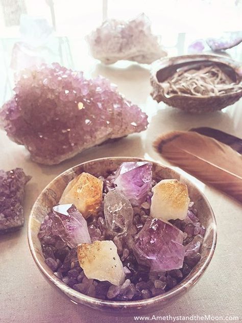 You have selected your new crystals and they are cleaned, charged and ready to go. Now, what do you do with them? How can they be used for healing? There is a variety of ways to use crystals to imp… Fairy Altar, Crystal Intentions, Moon Crystals, Crystals For Healing, Witch Shop, Crystal Garden, Deco Nature, Sacred Spaces, Crystal Grids