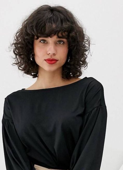 Short curly hair with bangs Long Bob Hairstyles Bangs, Short Curly Hair With Bangs, Kręcony Bob, 16 Inch Hair, Woman With Curly Hair, Trendy We Fryzurach, Cheap Human Hair Wigs, Wavy Hair Extensions, Short Human Hair Wigs