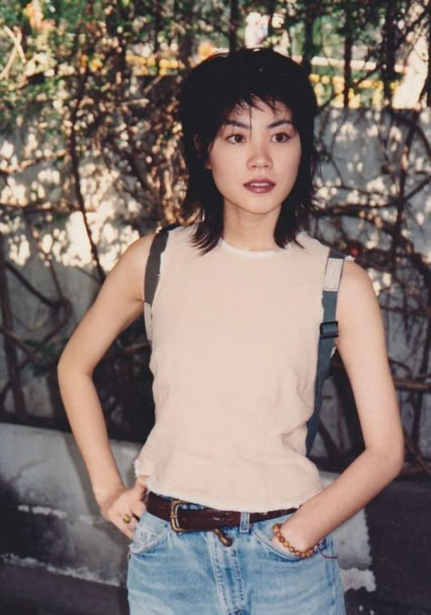 Faye Wong, Juergen Teller, Grunge Hair, Look Cool, 90s Fashion, Hands On, Style Icons, Fashion Inspo Outfits, Pretty People