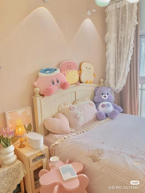 Cozy Pastel Bedroom, Pastel Bedroom Aesthetic, Aesthetic Bg, Future Bedroom Ideas, Dream Castle, Pastel Bedroom, Pastel Room Decor, Aesthetic Interior, Hello Future