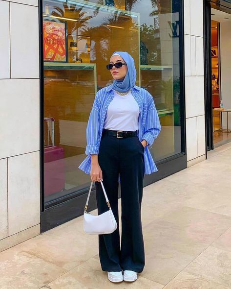 Hijabi Outfits Casual Summer, Dating Clothes, Hijabi Summer Outfits, Hijab Outfit Summer, Back To University, Outfits Muslim, Hijab Fashion Summer, Hijabista Fashion, Stile Hijab