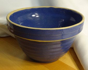 Vintage Blue Stoneware Mixing Bowl, USA Pottery, Pottery Mixing Bowl, Ribbed Mixing Bowl Vintage Mixing Bowls, American Ceramics, Antique Pottery, Bread Bowls, Blue Pottery, Vintage Bowls, Mixing Bowls, Pottery Bowls, Blue Ceramics