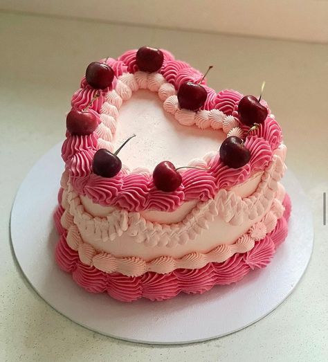 6 inch fake vintage heart cake, topped with vintage cherries. Lattice Cake Design, Fake Cake Vintage, 6 Inch Vintage Cake, Old Fashioned Cake Design, Ruffle Heart Cake, Vintage Cake Cherry, Vintage Lunchbox Cake, Cute Heart Birthday Cakes, Birthday Cake For Grandma Grandmothers