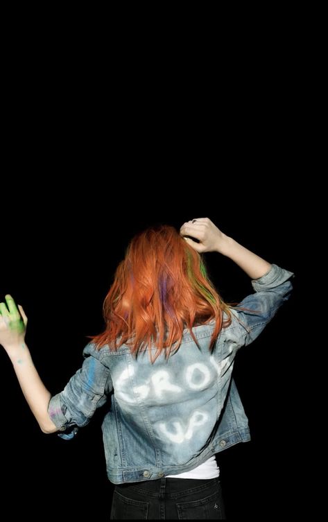 Album Covers Paramore, Paramore Self Titled Album Cover, Grow Up Paramore, Still Into You Paramore Aesthetic, Hayley Williams Wallpaper Aesthetic, Paramore Pfp, Paramore Lockscreen, Paramore Aesthetic Wallpaper, Paramore Album Cover