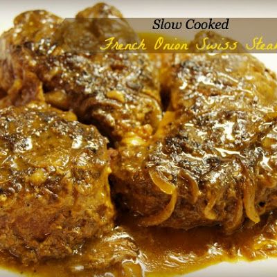 SLOW COOKER FRENCH ONION SWISS STEAK @keyingredient #soup #slowcooker Swiss Steak Recipe, Swiss Steak Recipes, Swiss Steak, Crockpot Dishes, Steak Recipe, Crockpot Beef, Onion Soup Mix, Crock Pot Slow Cooker, Crockpot Recipes Slow Cooker