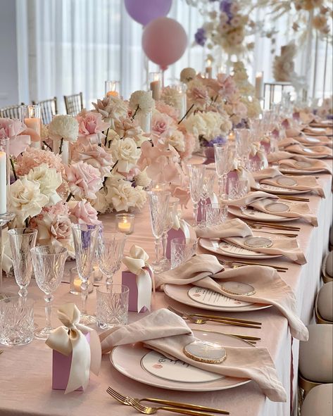 Blush And Gold Wedding Table Setting, Pink Dinner Table Decor Elegant, White And Blush Wedding Table Setting, Blush Pink Bridal Shower Decorations, Blush Pink And Champagne Wedding Table Settings, Pale Pink Wedding Table Settings, Blush Bridal Showers, Event Stylist, Dinner Party Decorations