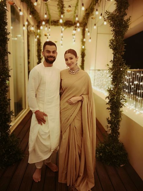 Sanget Outfits, Anushka Sharma Saree, Vday Party, Anushka Sharma Virat Kohli, Anushka Sharma And Virat, Virat Kohli And Anushka, Virat And Anushka, Diwali Dresses, Wedding Trousseau