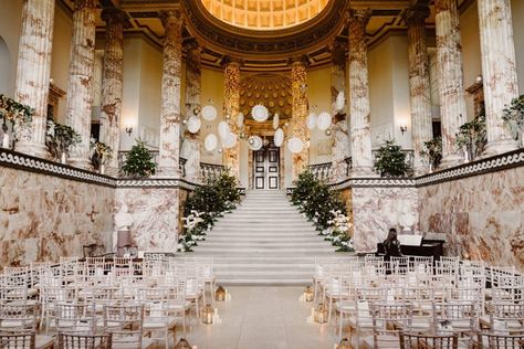 36 Magical Winter Wedding Venues to Say 'I Do' - hitched.co.uk Glass Wedding Venues, Save For A Wedding, Wedding Venues Winter, Home Wedding Venues, Large Wedding Venues, Alternative Wedding Bouquet, Kent Wedding Venues, Winter Wedding Venues, Wedding Venues Uk