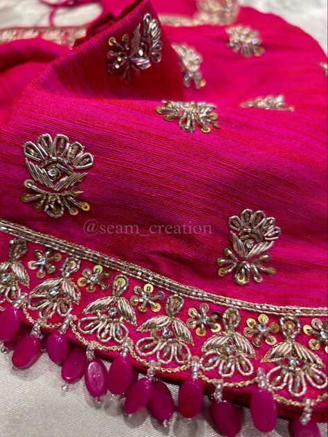 Butta Hands, Jacobean Print, Khatli Work, Latest Bridal Blouse Designs, Maggam Work Designs, Traditional Blouse Designs, New Saree Blouse Designs, Maggam Works, Cutwork Blouse Designs