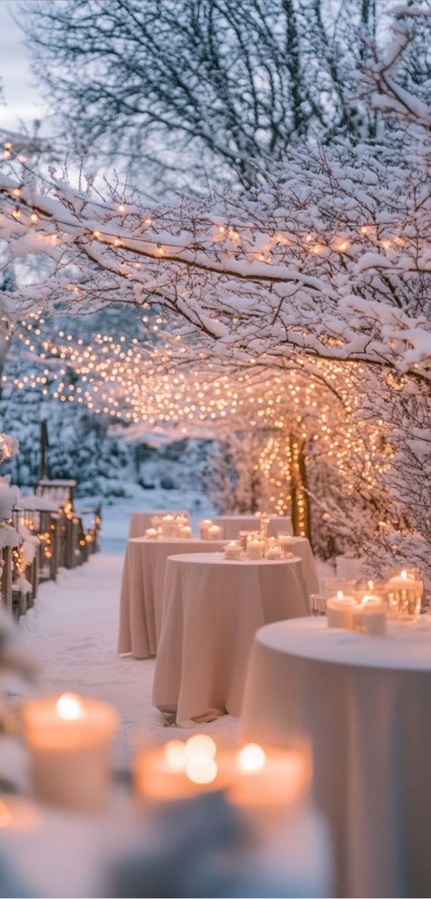 A romantic winter wedding venue with snow-covered scenery and elegant decor perfect for receptions and intimate gatherings. Small Winter Wedding Reception, Winter Weddings On A Budget, Small Wedding Venues Indoor, Winterwonder Land Wedding, Winter Wedding Tent, Small Winter Wedding Ideas, Winter Wedding Venue Ideas, Small Wedding Aesthetic, Winter Outdoor Wedding