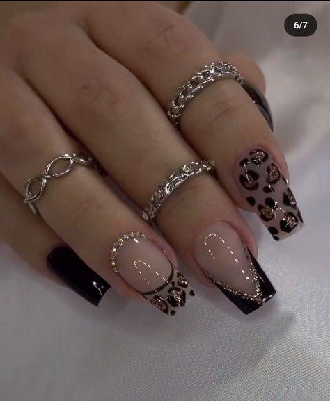 Dog Nail Art, Cat Nail Designs, Elegant Touch Nails, Print Nail Art, Nails Design With Rhinestones, Girly Acrylic Nails, Work Nails, Leopard Nails, Glamorous Nails