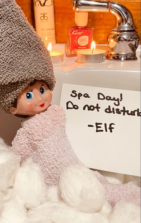 Spa Christmas Tree, Esthetician Christmas Decor, 12 Days Of Christmas Esthetician, Spa Day Elf On The Shelf, Elf On The Shelf Spa Day Ideas, Elf Spa Day, Spa Christmas Decor, Elf On The Shelf Spa Day, Esthetician Sayings