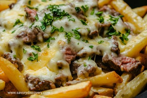 Crock Pot Hamburger Potato Casserole Introduction Crock Pot Hamburger Potato Casserole is a comforting dish ... Read more Cheese Steak Fries, Hamburger In Crockpot, Cheese Fries Recipe, Mummy Recipes, Cheesy Ranch, Philly Steak, Tender Steak, Loaded Fries, Tot Casserole