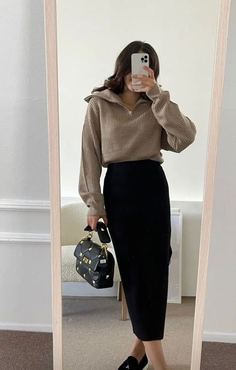 Business Long Skirt Outfits, Fall Outfits 2023 Modest, Knit Maxi Skirt Outfit Winter, Autumn Outfits Long Skirt, Baptist Outfits, Long Skirt Outfits For Winter Classy, Winter Outfits Skirt Long, Modest Skirt Outfits Winter, Fall Modest Outfits Skirts