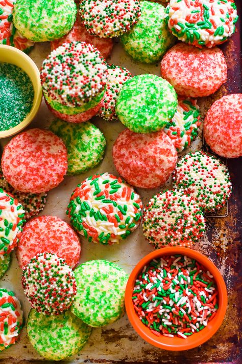 Sliced Cookies Christmas, Fun Kids Christmas Cookies, Classic Christmas Sugar Cookies, Christmas Confetti Cookies, Pioneer Woman Christmas Cookies, Sprinkle Sugar Cookies Christmas, Christmas Cookies Vintage, Christmas Cookies Sprinkles, Southern Christmas Cookies Recipes