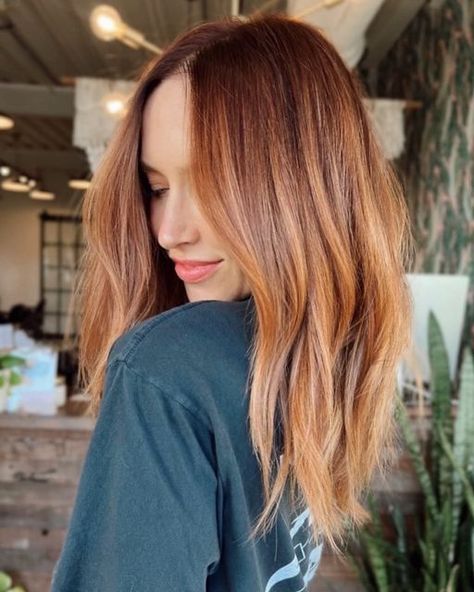 𝐁𝐨𝐡𝐨 🌿 𝐇𝐚𝐢𝐫 𝐒𝐚𝐥𝐨𝐧 | A Salon + Cafe Experience on Instagram: "THIS COPPER IS ON FIRE💥💥 Artist: @ninamariecolor 📍: Boho | Asbury Park, NJ Save, Tag or Share with a friend who will look amazing with this change!" Copper Blonde Fall Hair, Reddish Blonde Hair With Highlights, Fall Copper Hair, Blonde To Copper, From Blonde To Red, Boho Hair Salon, Balayage Auburn, Reddish Blonde Hair, Balayage Hair Copper