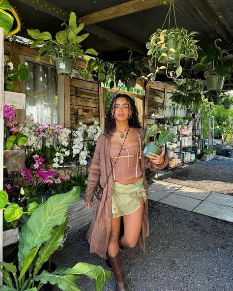 All Posts • Instagram Earthy Outfits Aesthetic, Goddess Outfit, Fairy Outfit, Earthy Outfits, Fairy Clothes, Garden Fairy, Hippie Outfits, How To Pose, My Garden