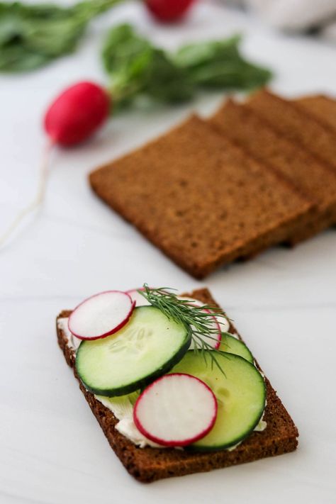 An easy version of a traditional Icelandic favorite - The Norwegian American Scandinavian Diet, Norwegian Cuisine, Nordic Recipe, Rye Bread Recipes, Iceland Food, Summer Vegetables, Norwegian Food, Scandinavian Food, European Cuisine