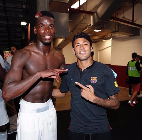 Paul Pogba and Neymar have been friends for several years Rivaldo, Manchester United Players, Football Players Images, Manchester United Fans, Bayern Munchen, Paul Pogba, Soccer Guys, Football Boys, Billionaire Boys Club