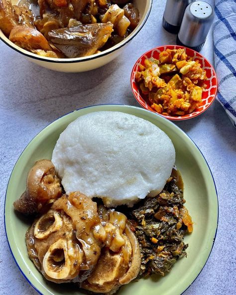 7 Colours Food South Africa, Malawian Food, Food South Africa, African Meals, Meal Plate, Sunday Food, African Recipes Nigerian Food, African Foods, African Dishes