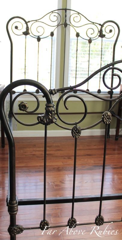 Saving the antique iron bed... - Whispering Pines Homestead Painted Iron Beds, Cast Iron Bed Frame, Antique Iron Bed, Wrought Iron Bed Frames, Above Rubies, Antique Iron Beds, Cast Iron Beds, Wrought Iron Beds, Iron Beds