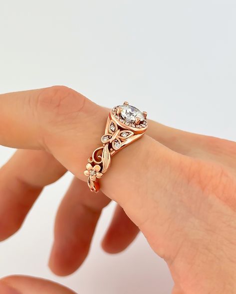 A butterfly engagement ring beautifully adorned with glistening diamonds 😍 Butterfly Engagement Ring, Rose Gold Diamond Engagement Ring, Butterfly Rings, Gold Butterfly Ring, Flower Wedding Ring, Rose Gold Butterfly, Unique Butterfly, Rose Gold Diamond Ring Engagement, Gold Diamond Engagement Ring