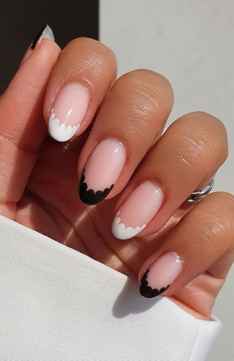 black and white scallop tip nails, autumn nails 2021, fall nail designs 2021, french tip nails, autumn french nails 2021, fall french nail colors 2021, fall acrylic nails, september nails, fall nail designs, french nails 2021 autumn Monochrome Nails, Simple Fall Nails, September Nails, French Tip Nail Designs, Minimalist Nail Art, French Nail Designs, White Nail Designs, Vacation Nails, Tip Nails