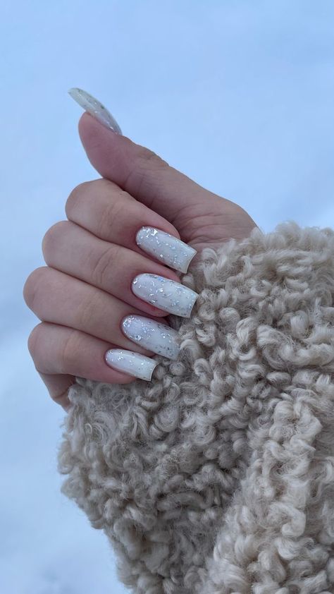 Snow Nails, Holiday Acrylic Nails, Girly Acrylic Nails, Casual Nails, Shiny Nails, Soft Nails, New Year's Nails, Fire Nails, Square Nails