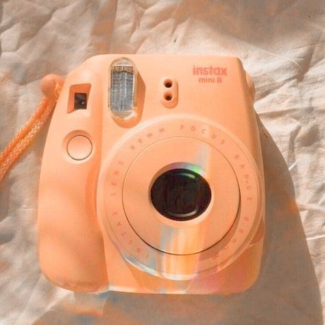 orange instax camera 🧡📷 Instax Aesthetic, Instax Mini Camera, Photo Polaroid, Instax Camera, Camera Aesthetic, Instax Mini 8, Cute Camera, Peach Aesthetic, Polaroid Camera