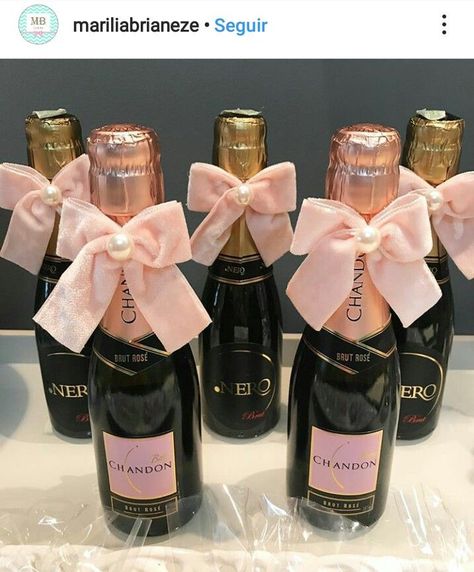 Chandon Rose, Birthday Souvenir, Mini Champagne, 18th Birthday Party, Wedding Glasses, Champagne Bottles, Surprise Party, 18th Birthday, Quince