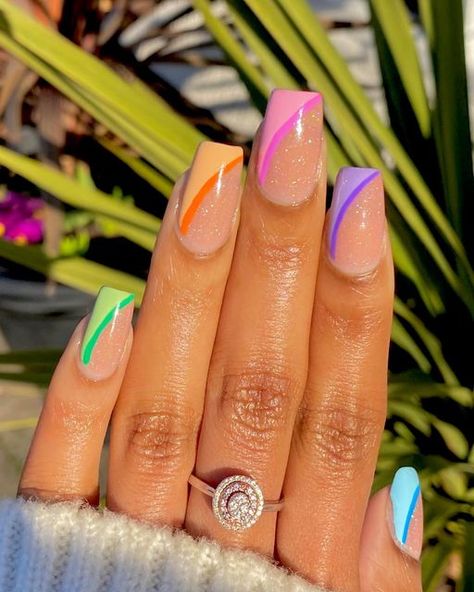 Multi Coloured Tip Nails, Colourful Holiday Nails, Bright Nail Tips, Bright Colourful Nails, Multicolour French Tips, Multicoloured French Tips, Birthday Nails Colorful, Multi Colour French Tip Nails, Multicolour French Tip Nails