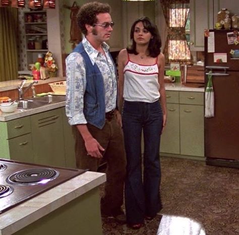 That 70 Show Outfit, Jackie Burkhart And Hyde, That 70s Show Outfits Hyde, Jackie Burkhart Outfits Halloween, Jackie Burkhart Style, That's 70s Show Outfits, Jackie 70s Show Outfits, 70s Show Jackie Outfits, Jackie That 70s Show Costume