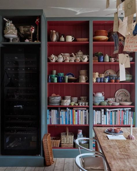 Danish Colorful Home, Eating Room Red, Danish Homes, Eating Room, Danish Home, Farrow Bal, Paint Color Chart, Paint And Paper Library, Farrow And Ball Paint