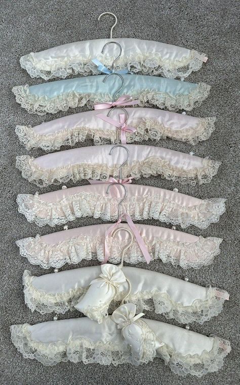 Lot of 8 Vintage Padded Satin Fabric Covered Laced Lingerie Hangers w/Buttons | #4640215847 Coquette Hangers, Satin Hangers, Space Fairy, Coquette Fits, Coquette Things, Vintage Hangers, Pallet Beds, Padded Hangers, Cosplay Diy