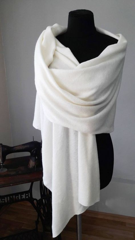 Wedding Dress Shawl, Wedding Dress Cover, Winter Wedding Shawl, Bridesmaid Wrap, White Dress Winter, Bridesmaid Shawl, Shawl Wedding, Wedding Shrug, Bridal Cover Up