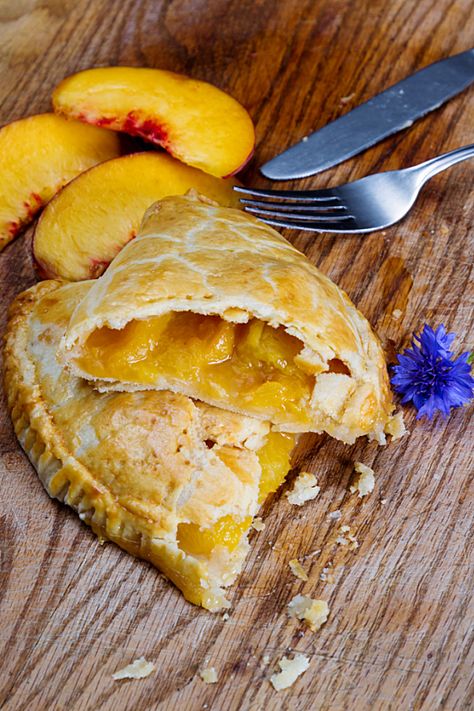 Three Ingredient Fresh Peach Hand Pies > Call Me PMc Fresh Peach Pound Cake Recipe, Peach Appetizer, Peach Turnovers, Peach Hand Pies, Peach Pound Cakes, Turnover Recipes, Hand Pie Recipes, Fried Pies, Hand Pie