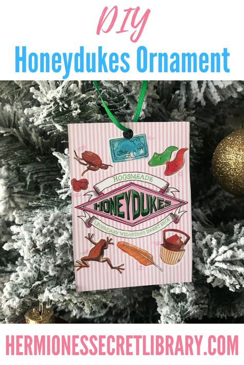 Christmas Harry Potter Decoration, Harry Potter Christmas Tree Ideas, Harry Potter Decorations Diy, Harry Potter Ornament, Harry Potter Honeydukes, Harry Potter Memorabilia, Secret Library, Harry Potter Christmas Ornaments, Harry Potter Ornaments