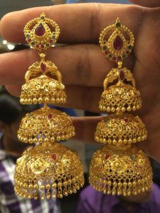 Mehndi Jewellery, Jhumka Design, Gold Jhumkas, Gold Jhumka, Jhumka Designs, Gold Jhumka Earrings, Computer Work, Gold Bridal Earrings, Indian Jewellery Design Earrings